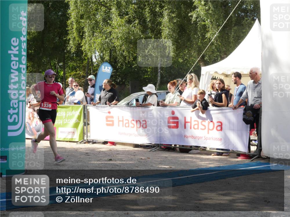 07.09.2025 - 19. Norderstedt Triathlon Zöllner http://msf.ph/oto/8786490 07.09.2025 13:04:31 Ziel 216, 1339 meine-sportfotos.de