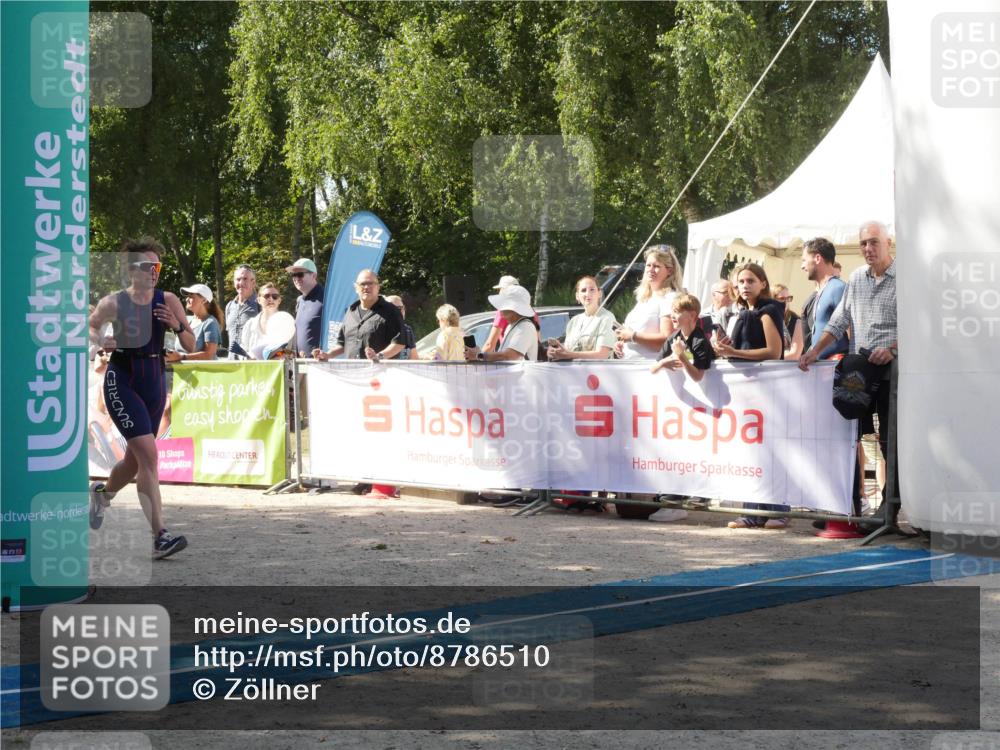 07.09.2025 - 19. Norderstedt Triathlon Zöllner http://msf.ph/oto/8786510 07.09.2025 13:04:34 Ziel 216, 1339 meine-sportfotos.de