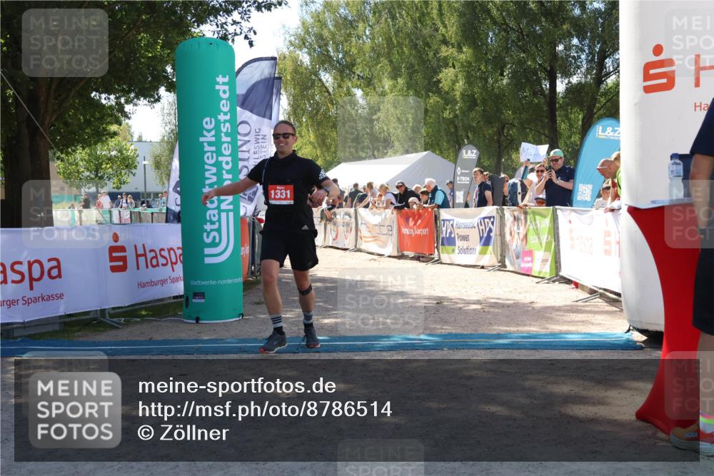 07.09.2025 - 19. Norderstedt Triathlon Zöllner http://msf.ph/oto/8786514 07.09.2025 13:26:07 Ziel 1331 meine-sportfotos.de