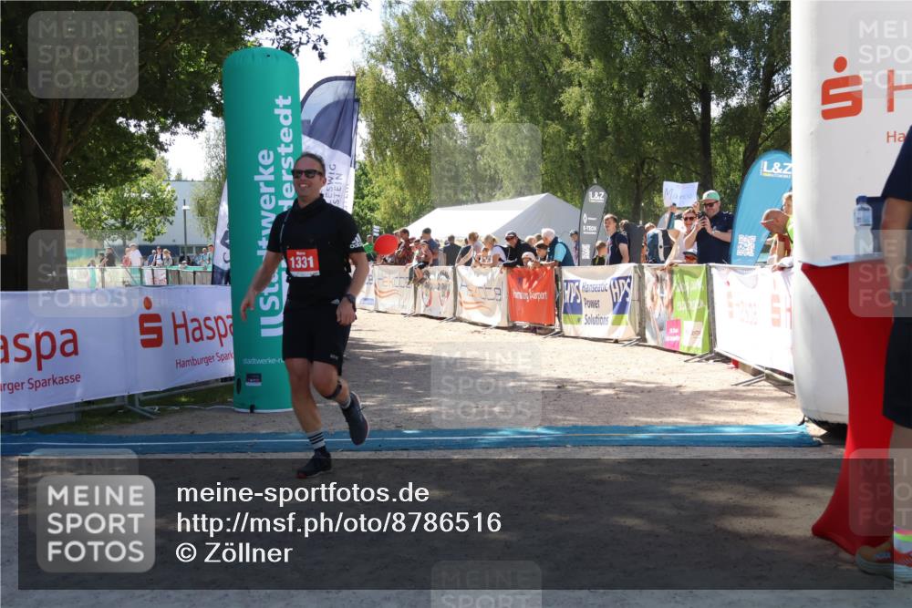 07.09.2025 - 19. Norderstedt Triathlon Zöllner http://msf.ph/oto/8786516 07.09.2025 13:26:07 Ziel 1331 meine-sportfotos.de