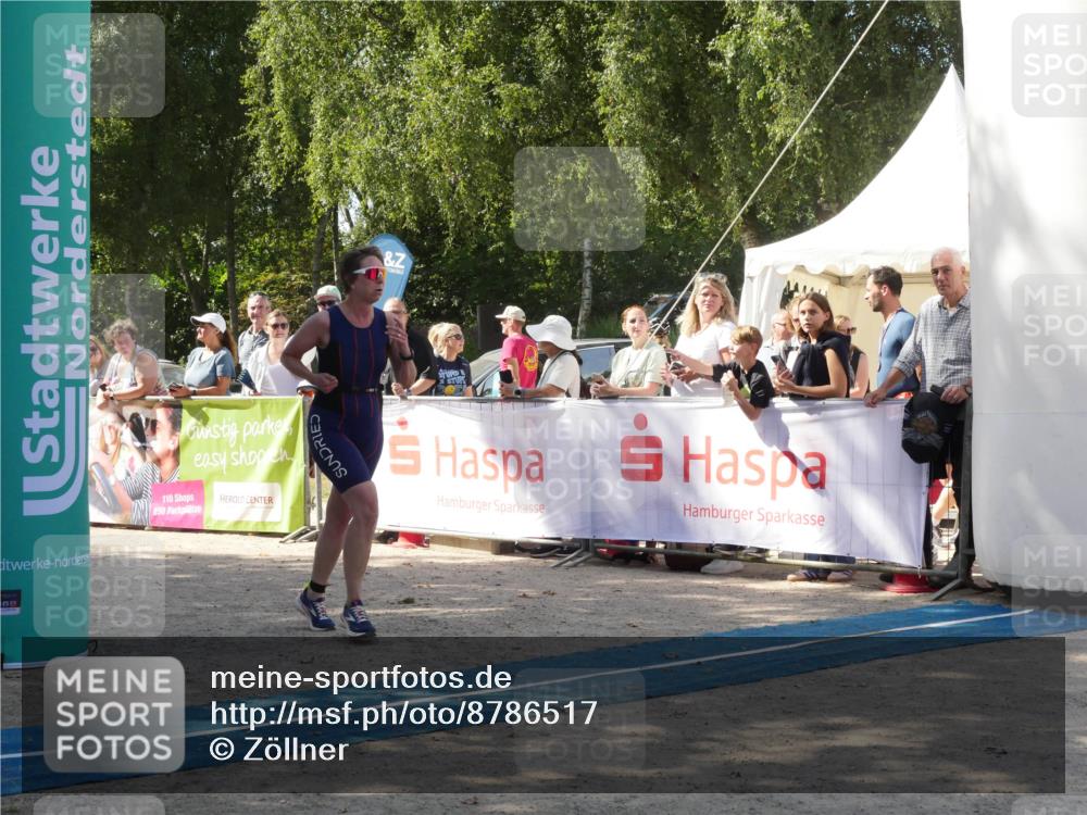 07.09.2025 - 19. Norderstedt Triathlon Zöllner http://msf.ph/oto/8786517 07.09.2025 13:04:34 Ziel 216, 1339 meine-sportfotos.de