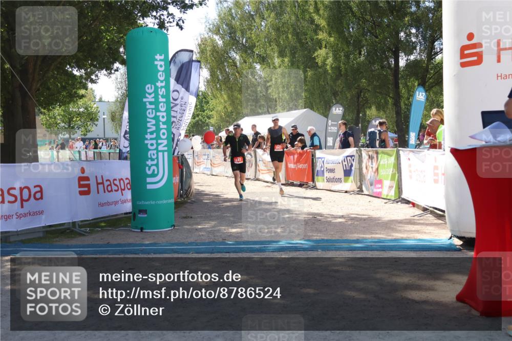07.09.2025 - 19. Norderstedt Triathlon Zöllner http://msf.ph/oto/8786524 07.09.2025 13:26:29 Ziel 247, 847 meine-sportfotos.de