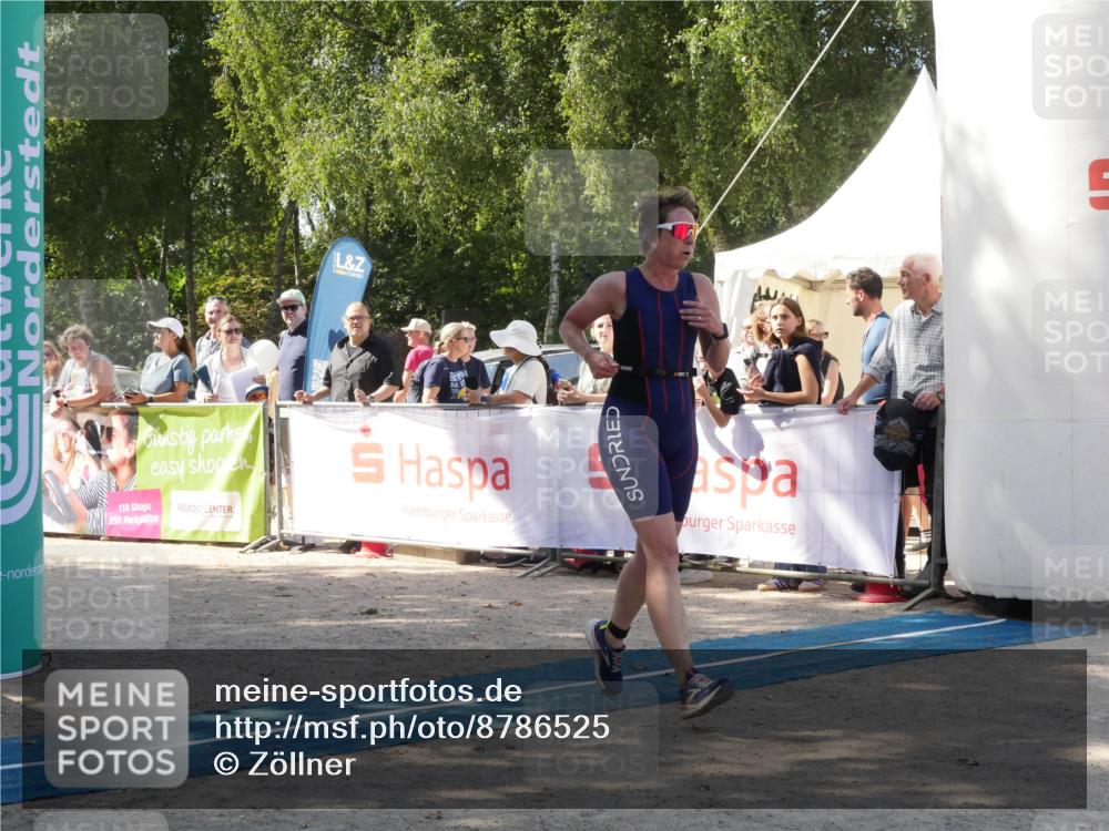 07.09.2025 - 19. Norderstedt Triathlon Zöllner http://msf.ph/oto/8786525 07.09.2025 13:04:35 Ziel 216, 1339 meine-sportfotos.de