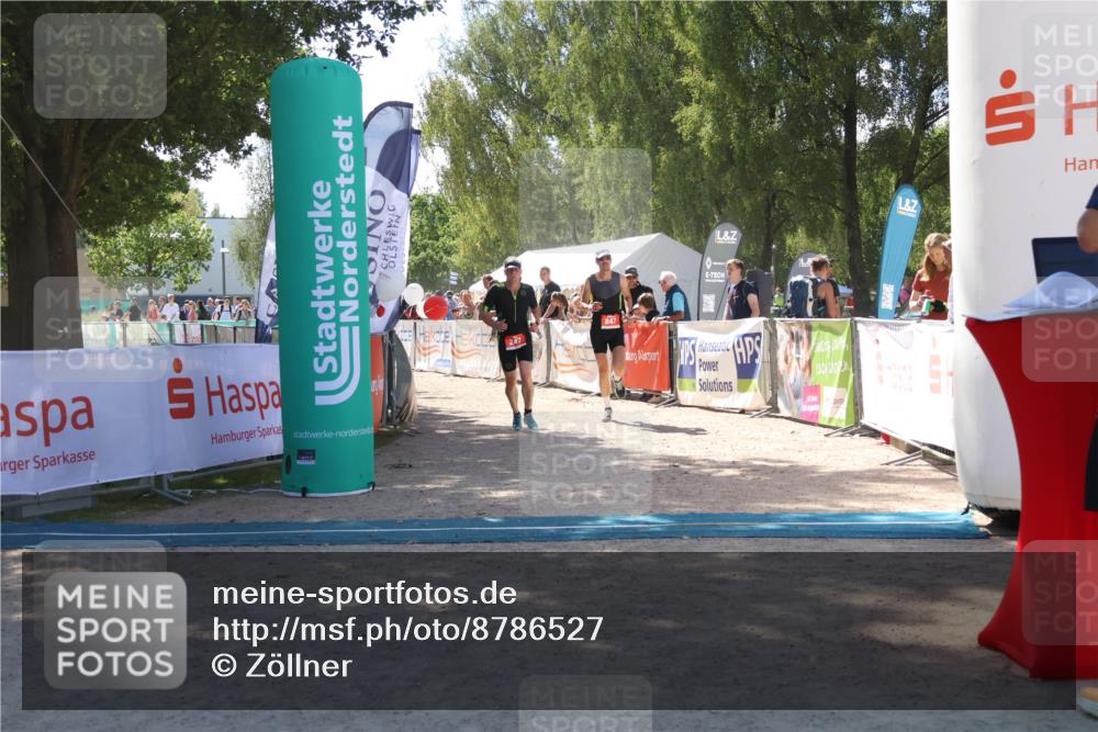 07.09.2025 - 19. Norderstedt Triathlon Zöllner http://msf.ph/oto/8786527 07.09.2025 13:26:29 Ziel 247, 847 meine-sportfotos.de
