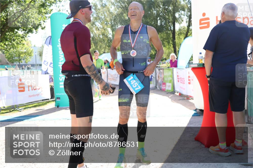 07.09.2025 - 19. Norderstedt Triathlon Zöllner http://msf.ph/oto/8786531 07.09.2025 15:41:41 Ziel 1029 meine-sportfotos.de