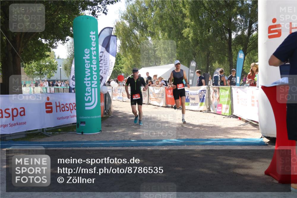 07.09.2025 - 19. Norderstedt Triathlon Zöllner http://msf.ph/oto/8786535 07.09.2025 13:26:30 Ziel 247, 847 meine-sportfotos.de