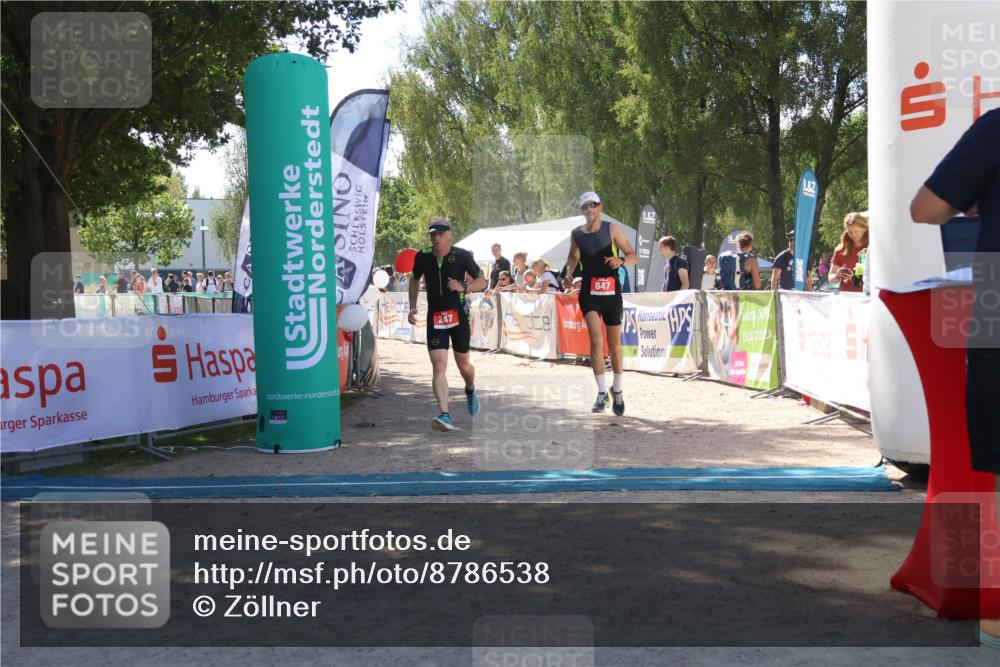 07.09.2025 - 19. Norderstedt Triathlon Zöllner http://msf.ph/oto/8786538 07.09.2025 13:26:31 Ziel 247, 847 meine-sportfotos.de