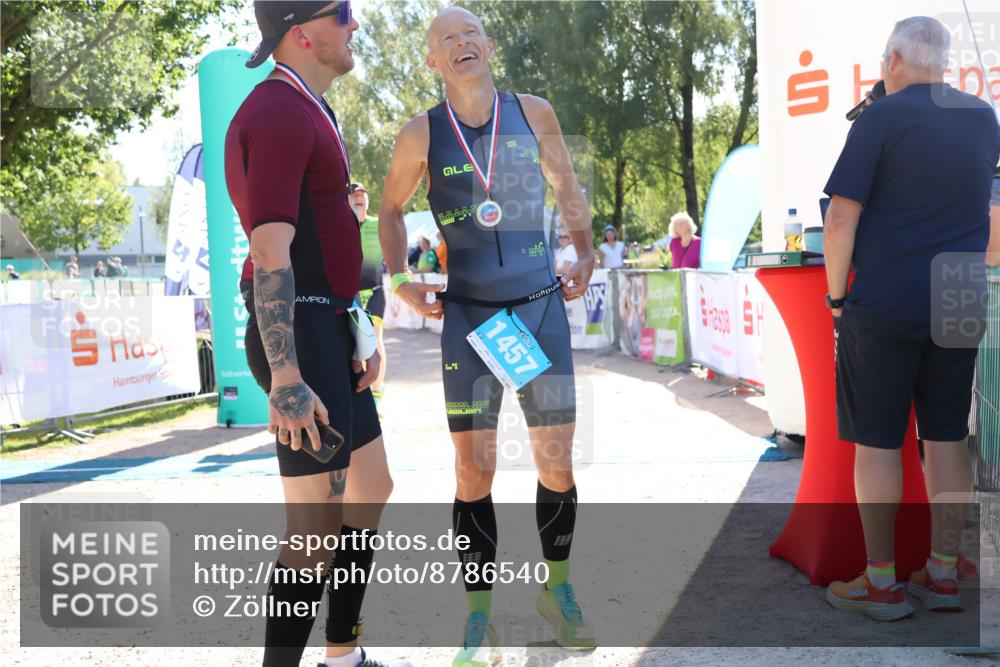 07.09.2025 - 19. Norderstedt Triathlon Zöllner http://msf.ph/oto/8786540 07.09.2025 15:41:42 Ziel 1029 meine-sportfotos.de