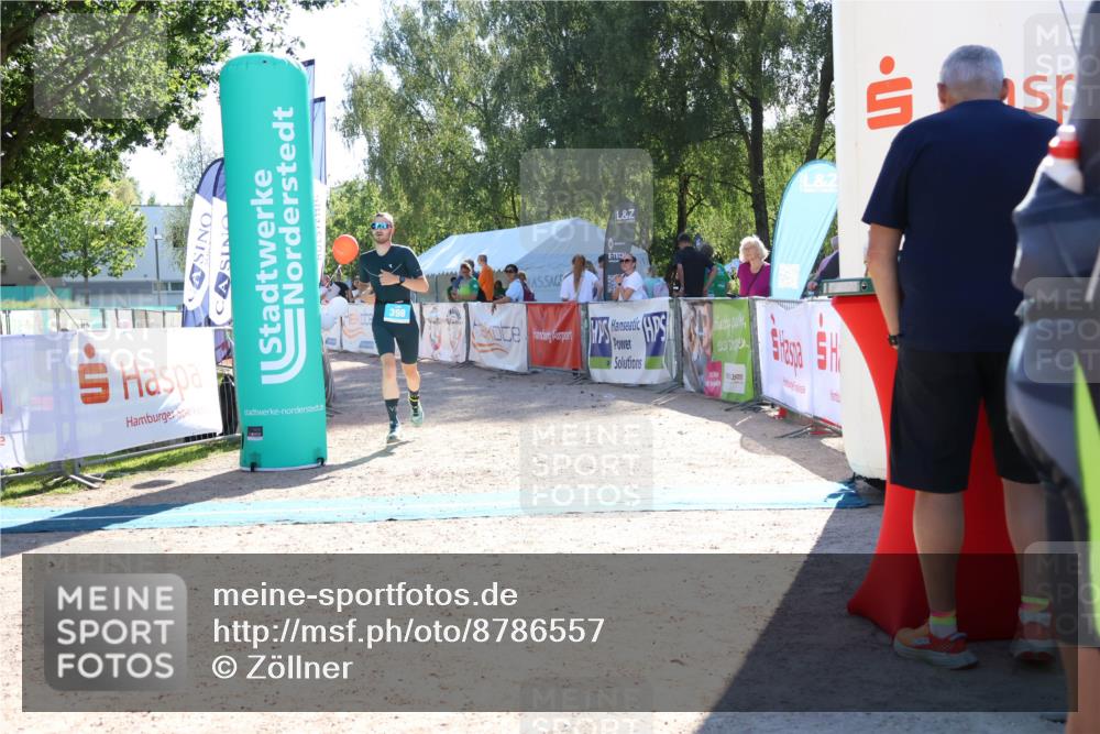 07.09.2025 - 19. Norderstedt Triathlon Zöllner http://msf.ph/oto/8786557 07.09.2025 15:41:57 Ziel 398 meine-sportfotos.de