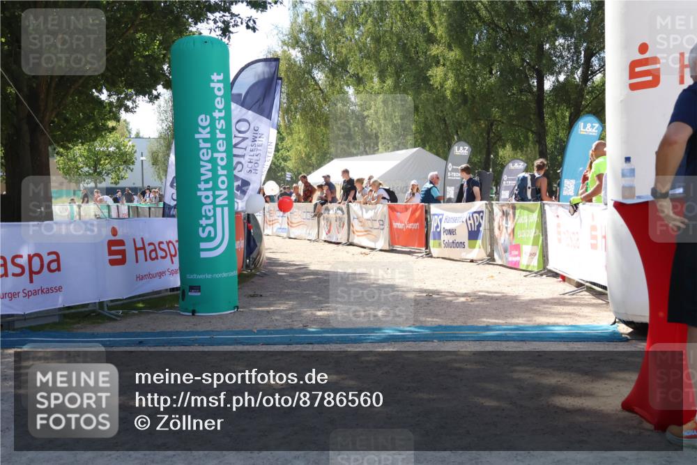 07.09.2025 - 19. Norderstedt Triathlon Zöllner http://msf.ph/oto/8786560 07.09.2025 13:26:42 Ziel  meine-sportfotos.de
