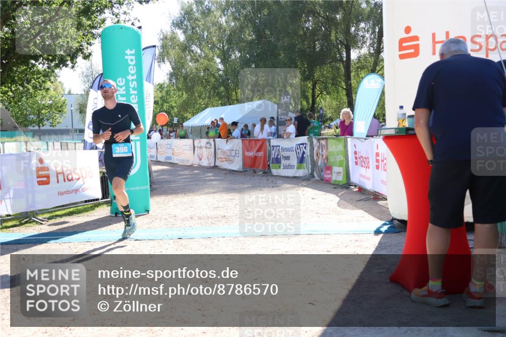 07.09.2025 - 19. Norderstedt Triathlon Zöllner http://msf.ph/oto/8786570 07.09.2025 15:41:58 Ziel 398 meine-sportfotos.de