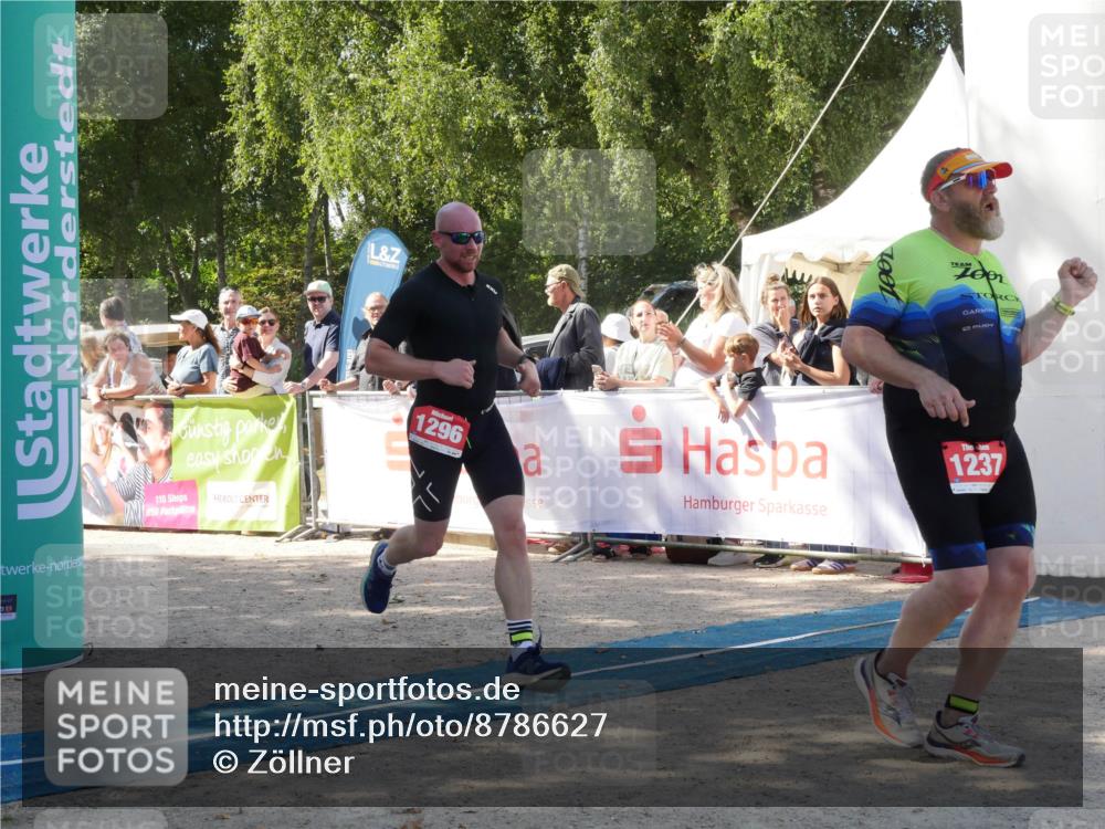 07.09.2025 - 19. Norderstedt Triathlon Zöllner http://msf.ph/oto/8786627 07.09.2025 13:06:25 Ziel 1237, 1260, 1296 meine-sportfotos.de