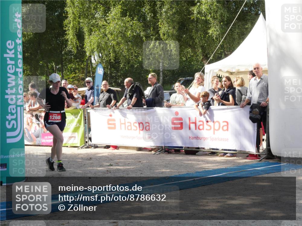 07.09.2025 - 19. Norderstedt Triathlon Zöllner http://msf.ph/oto/8786632 07.09.2025 13:06:27 Ziel 1237, 1260, 1296 meine-sportfotos.de