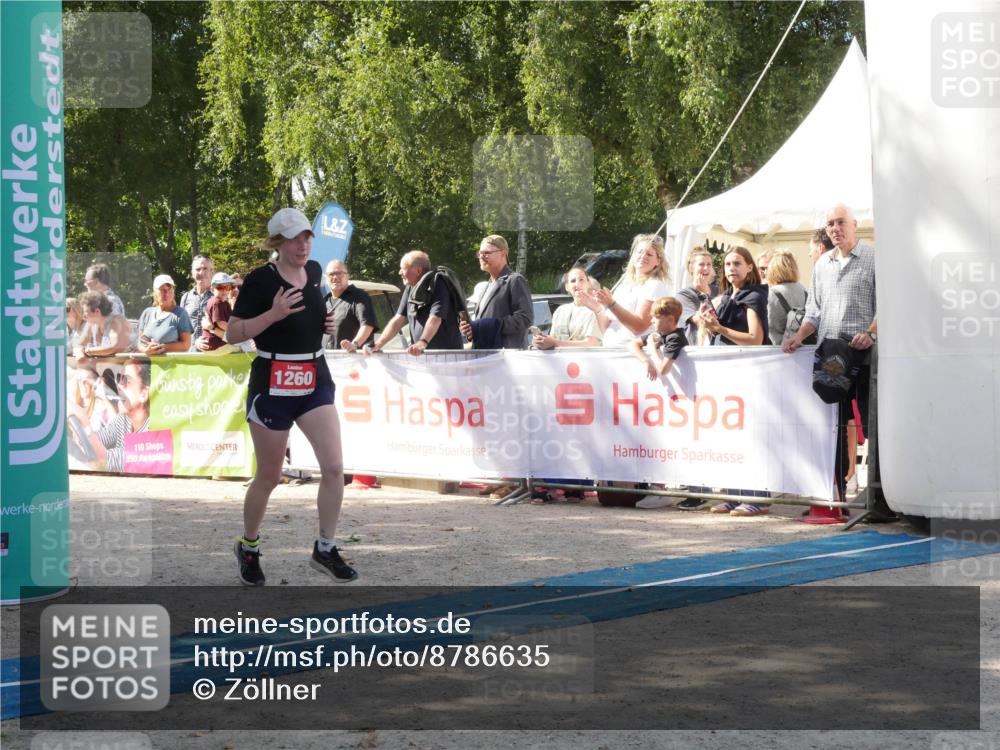07.09.2025 - 19. Norderstedt Triathlon Zöllner http://msf.ph/oto/8786635 07.09.2025 13:06:27 Ziel 1237, 1260, 1296 meine-sportfotos.de
