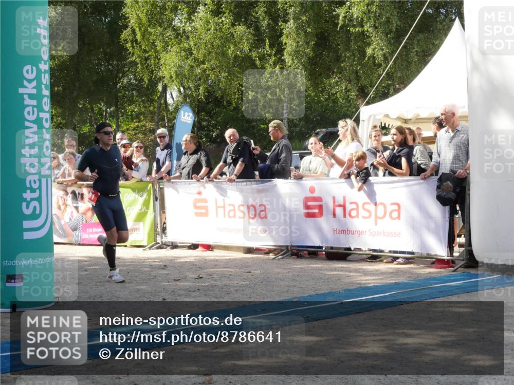 07.09.2025 - 19. Norderstedt Triathlon Zöllner http://msf.ph/oto/8786641 07.09.2025 13:06:32 Ziel 293, 811, 1260 meine-sportfotos.de
