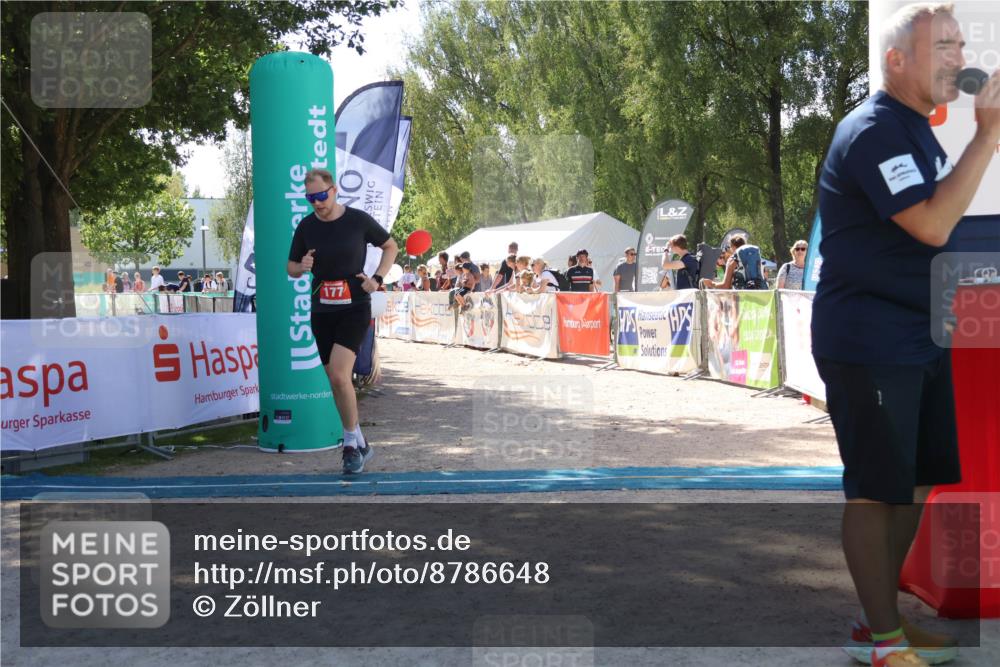07.09.2025 - 19. Norderstedt Triathlon Zöllner http://msf.ph/oto/8786648 07.09.2025 13:27:24 Ziel 177 meine-sportfotos.de