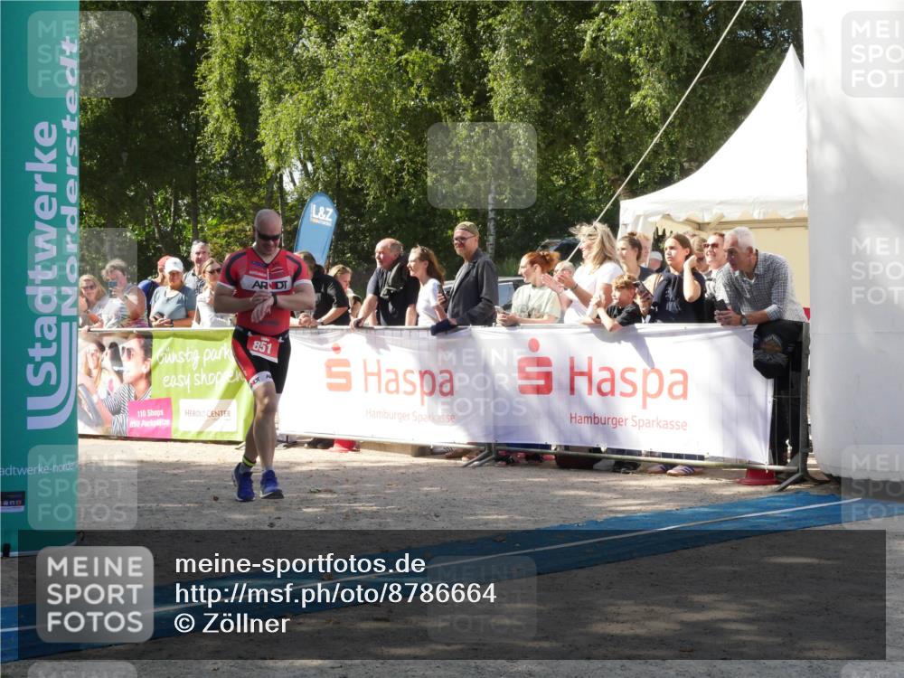 07.09.2025 - 19. Norderstedt Triathlon Zöllner http://msf.ph/oto/8786664 07.09.2025 13:07:22 Ziel 851 meine-sportfotos.de