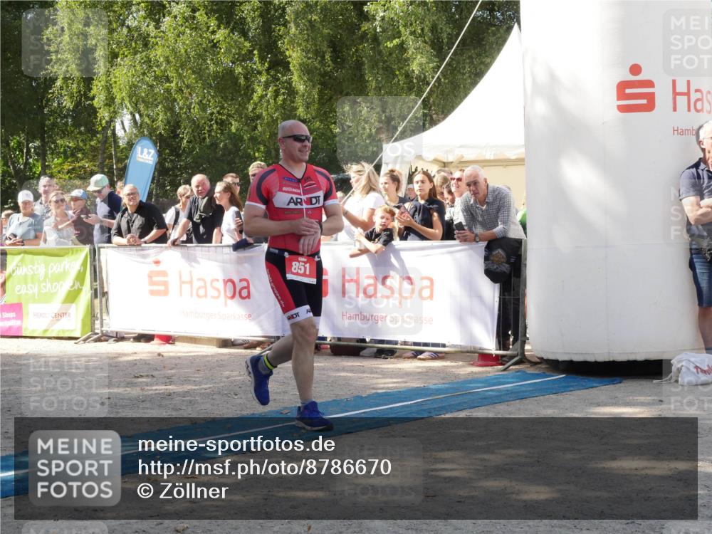07.09.2025 - 19. Norderstedt Triathlon Zöllner http://msf.ph/oto/8786670 07.09.2025 13:07:23 Ziel 851 meine-sportfotos.de