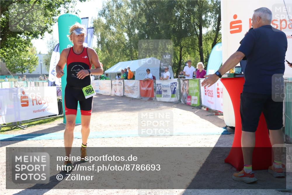 07.09.2025 - 19. Norderstedt Triathlon Zöllner http://msf.ph/oto/8786693 07.09.2025 15:42:51 Ziel 984 meine-sportfotos.de