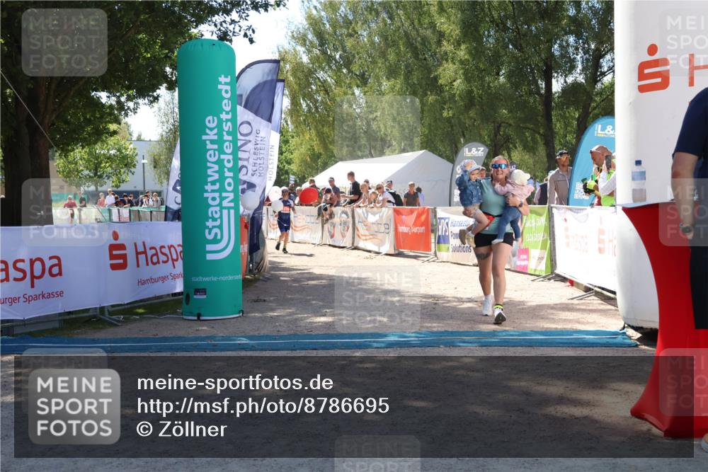 07.09.2025 - 19. Norderstedt Triathlon Zöllner http://msf.ph/oto/8786695 07.09.2025 13:27:35 Ziel 248 meine-sportfotos.de
