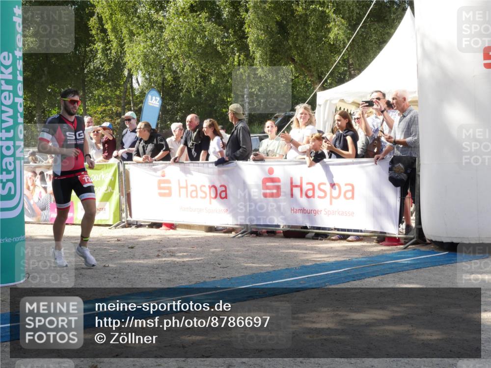 07.09.2025 - 19. Norderstedt Triathlon Zöllner http://msf.ph/oto/8786697 07.09.2025 13:07:50 Ziel 732, 1248 meine-sportfotos.de
