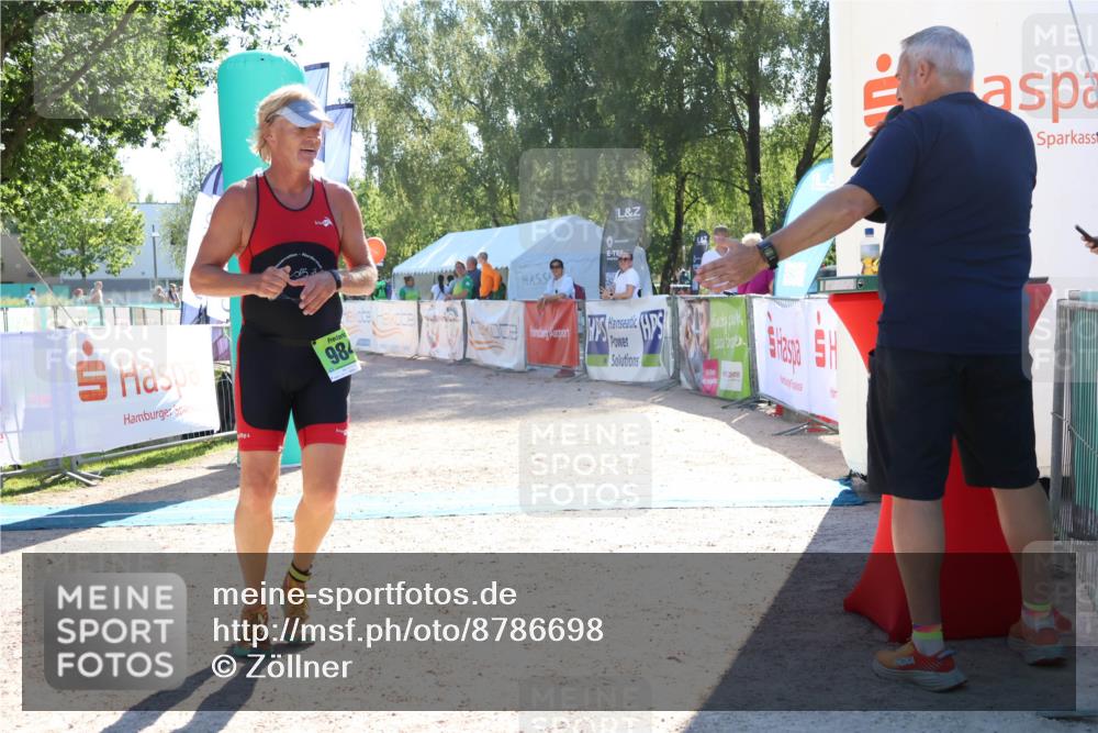 07.09.2025 - 19. Norderstedt Triathlon Zöllner http://msf.ph/oto/8786698 07.09.2025 15:42:51 Ziel 984 meine-sportfotos.de