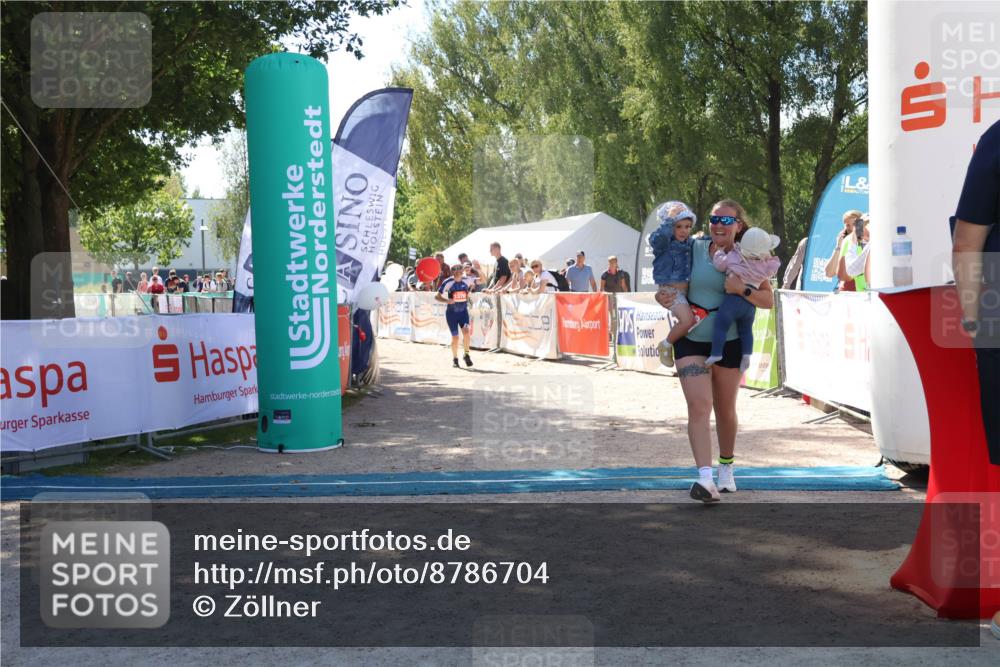 07.09.2025 - 19. Norderstedt Triathlon Zöllner http://msf.ph/oto/8786704 07.09.2025 13:27:37 Ziel 248, 1376 meine-sportfotos.de