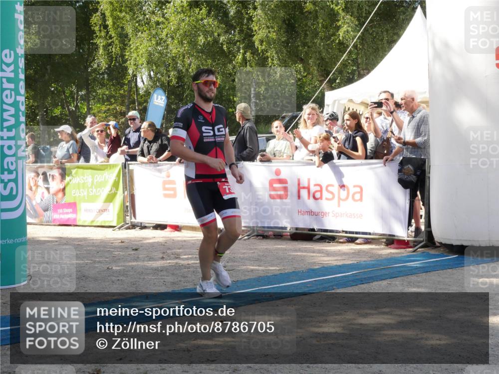 07.09.2025 - 19. Norderstedt Triathlon Zöllner http://msf.ph/oto/8786705 07.09.2025 13:07:51 Ziel 732, 1248 meine-sportfotos.de