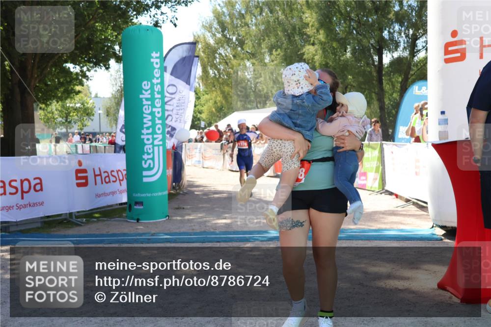 07.09.2025 - 19. Norderstedt Triathlon Zöllner http://msf.ph/oto/8786724 07.09.2025 13:27:39 Ziel 248, 1376 meine-sportfotos.de