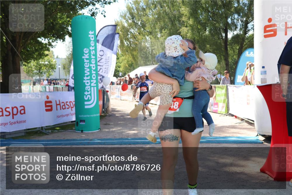 07.09.2025 - 19. Norderstedt Triathlon Zöllner http://msf.ph/oto/8786726 07.09.2025 13:27:39 Ziel 248, 1376 meine-sportfotos.de