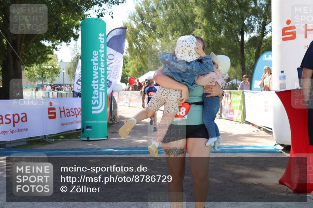 07.09.2025 - 19. Norderstedt Triathlon Zöllner http://msf.ph/oto/8786729 07.09.2025 13:27:39 Ziel 248, 1376 meine-sportfotos.de