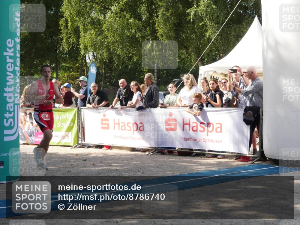 07.09.2025 - 19. Norderstedt Triathlon Zöllner http://msf.ph/oto/8786740 07.09.2025 13:08:09 Ziel 709, 816 meine-sportfotos.de