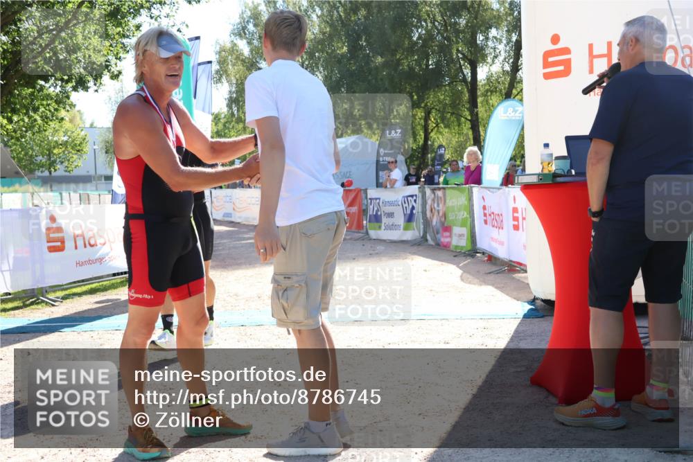 07.09.2025 - 19. Norderstedt Triathlon Zöllner http://msf.ph/oto/8786745 07.09.2025 15:43:08 Ziel 911 meine-sportfotos.de