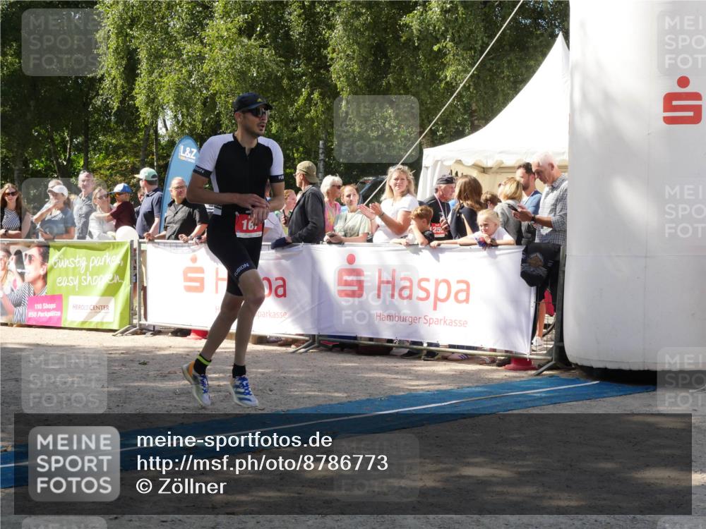 07.09.2025 - 19. Norderstedt Triathlon Zöllner http://msf.ph/oto/8786773 07.09.2025 13:08:36 Ziel 167 meine-sportfotos.de