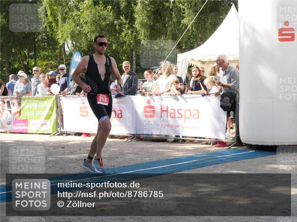 07.09.2025 - 19. Norderstedt Triathlon Zöllner http://msf.ph/oto/8786785 07.09.2025 13:08:43 Ziel 212 meine-sportfotos.de