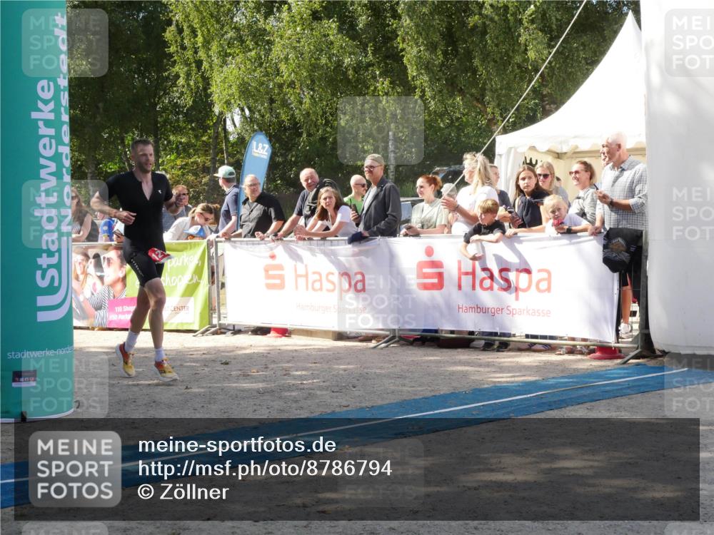 07.09.2025 - 19. Norderstedt Triathlon Zöllner http://msf.ph/oto/8786794 07.09.2025 13:08:52 Ziel 1212 meine-sportfotos.de