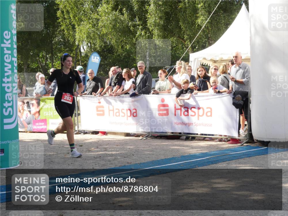 07.09.2025 - 19. Norderstedt Triathlon Zöllner http://msf.ph/oto/8786804 07.09.2025 13:09:01 Ziel 282 meine-sportfotos.de