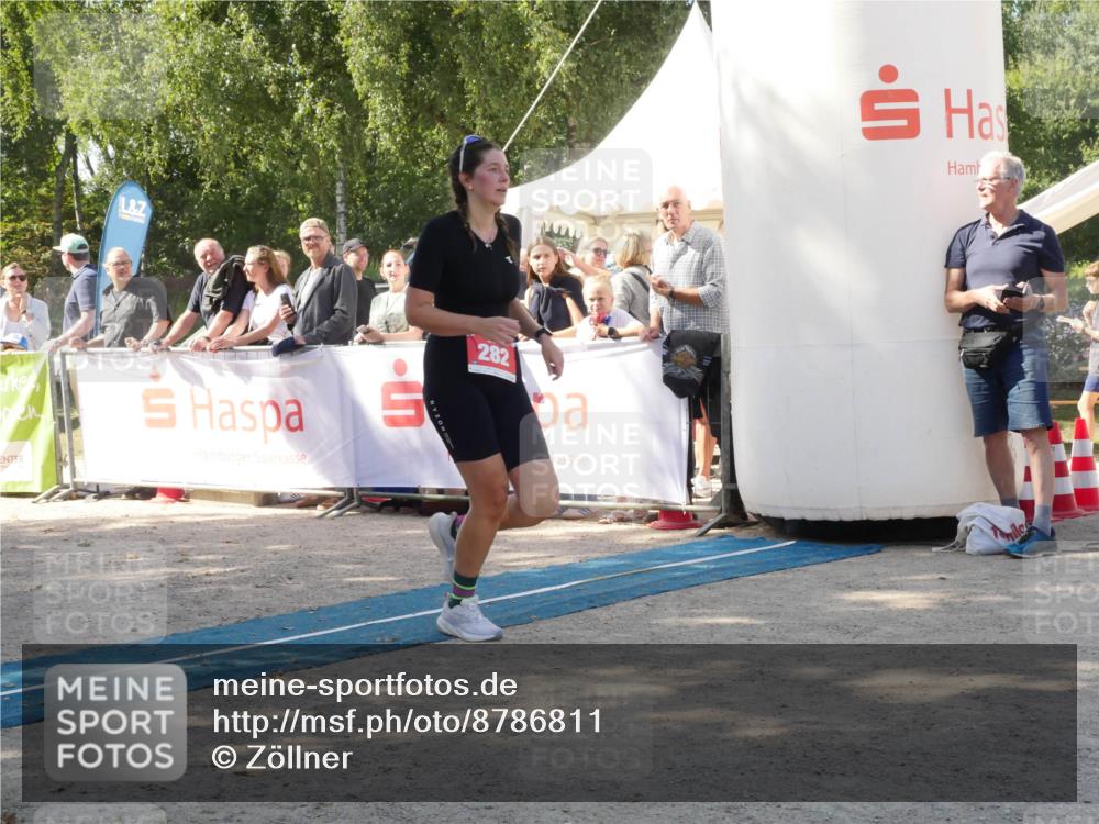 07.09.2025 - 19. Norderstedt Triathlon Zöllner http://msf.ph/oto/8786811 07.09.2025 13:09:02 Ziel 282 meine-sportfotos.de