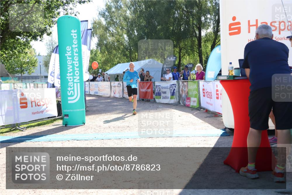 07.09.2025 - 19. Norderstedt Triathlon Zöllner http://msf.ph/oto/8786823 07.09.2025 15:44:21 Ziel 373 meine-sportfotos.de
