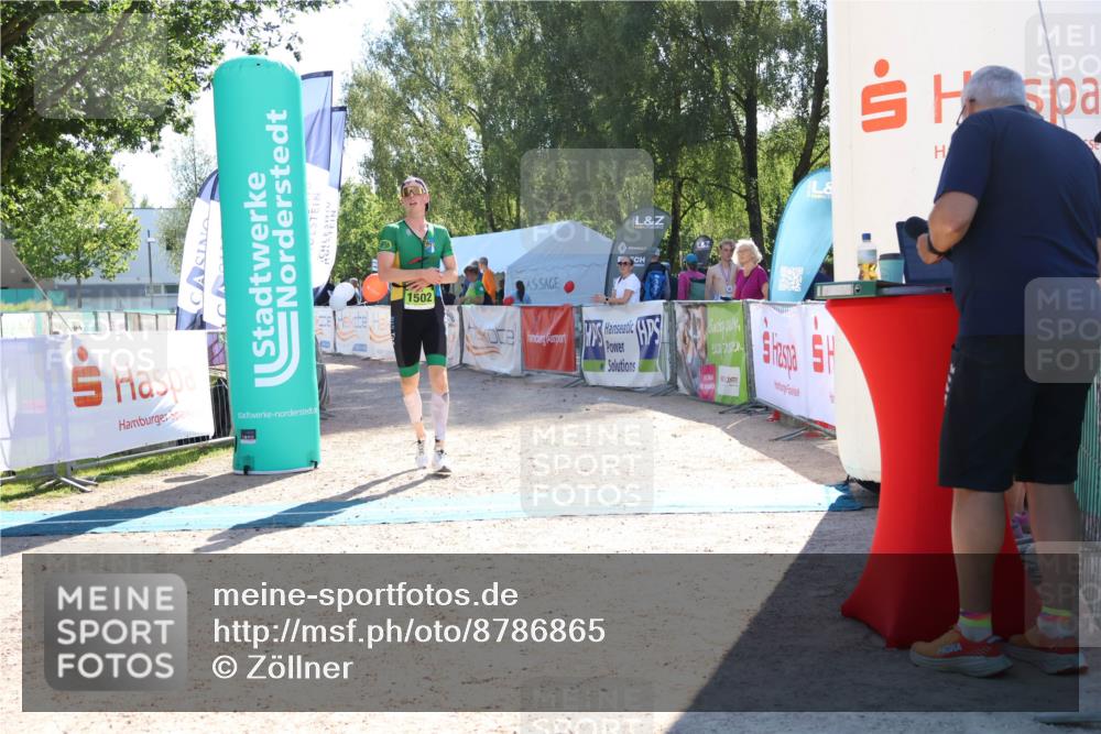 07.09.2025 - 19. Norderstedt Triathlon Zöllner http://msf.ph/oto/8786865 07.09.2025 15:45:17 Ziel  meine-sportfotos.de
