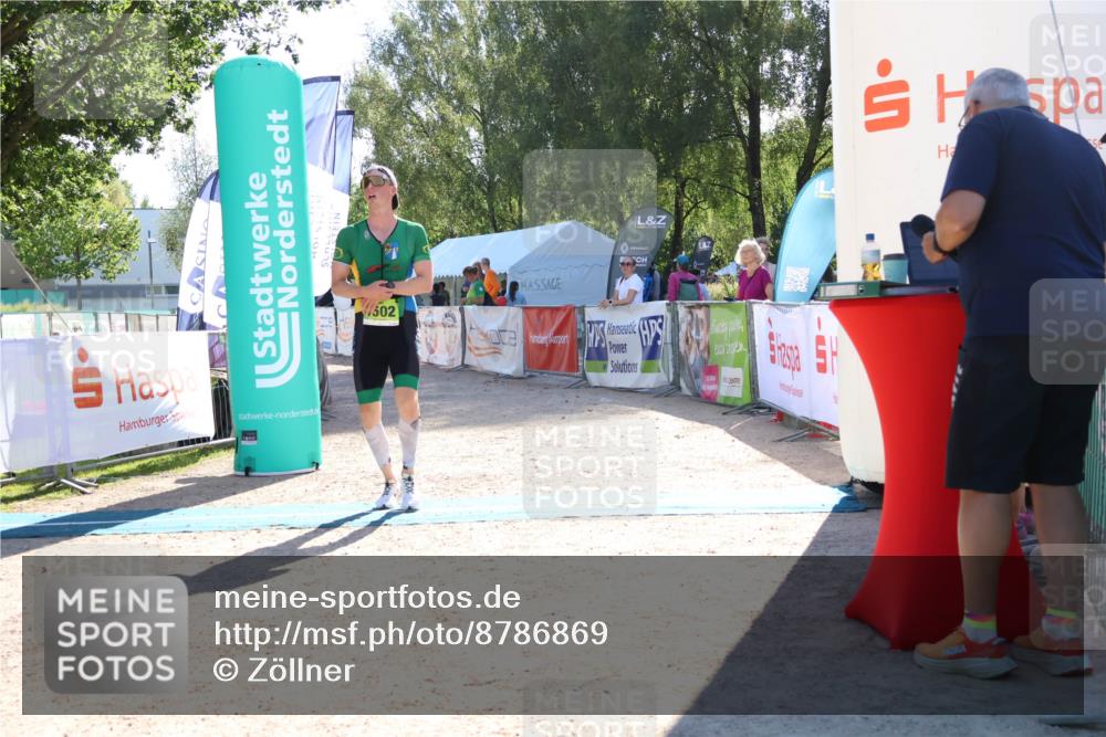 07.09.2025 - 19. Norderstedt Triathlon Zöllner http://msf.ph/oto/8786869 07.09.2025 15:45:18 Ziel  meine-sportfotos.de