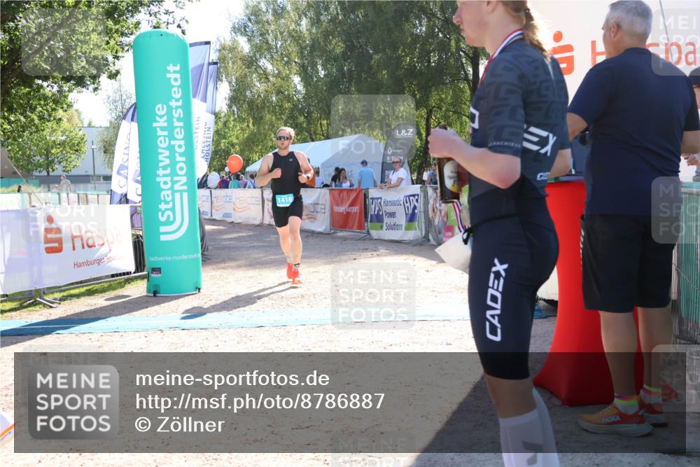 07.09.2025 - 19. Norderstedt Triathlon Zöllner http://msf.ph/oto/8786887 07.09.2025 15:46:19 Ziel 1416 meine-sportfotos.de