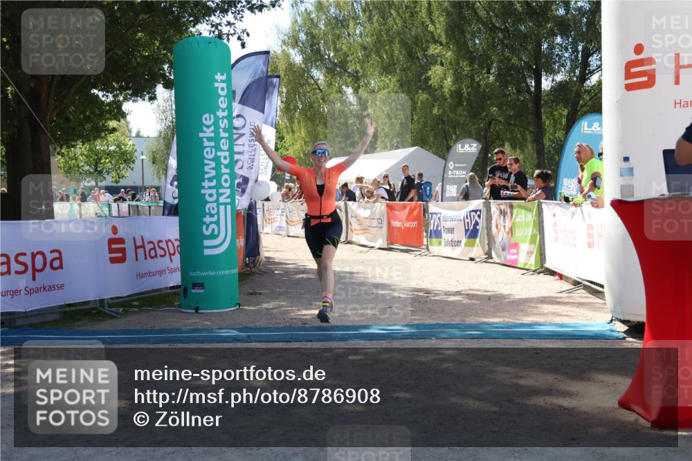 07.09.2025 - 19. Norderstedt Triathlon Zöllner http://msf.ph/oto/8786908 07.09.2025 13:28:58 Ziel 1337 meine-sportfotos.de