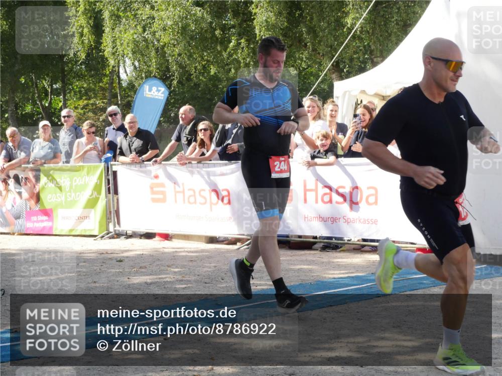 07.09.2025 - 19. Norderstedt Triathlon Zöllner http://msf.ph/oto/8786922 07.09.2025 13:12:03 Ziel 244, 1342 meine-sportfotos.de
