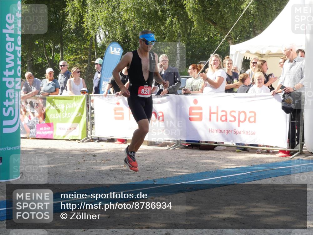 07.09.2025 - 19. Norderstedt Triathlon Zöllner http://msf.ph/oto/8786934 07.09.2025 13:12:12 Ziel 820 meine-sportfotos.de