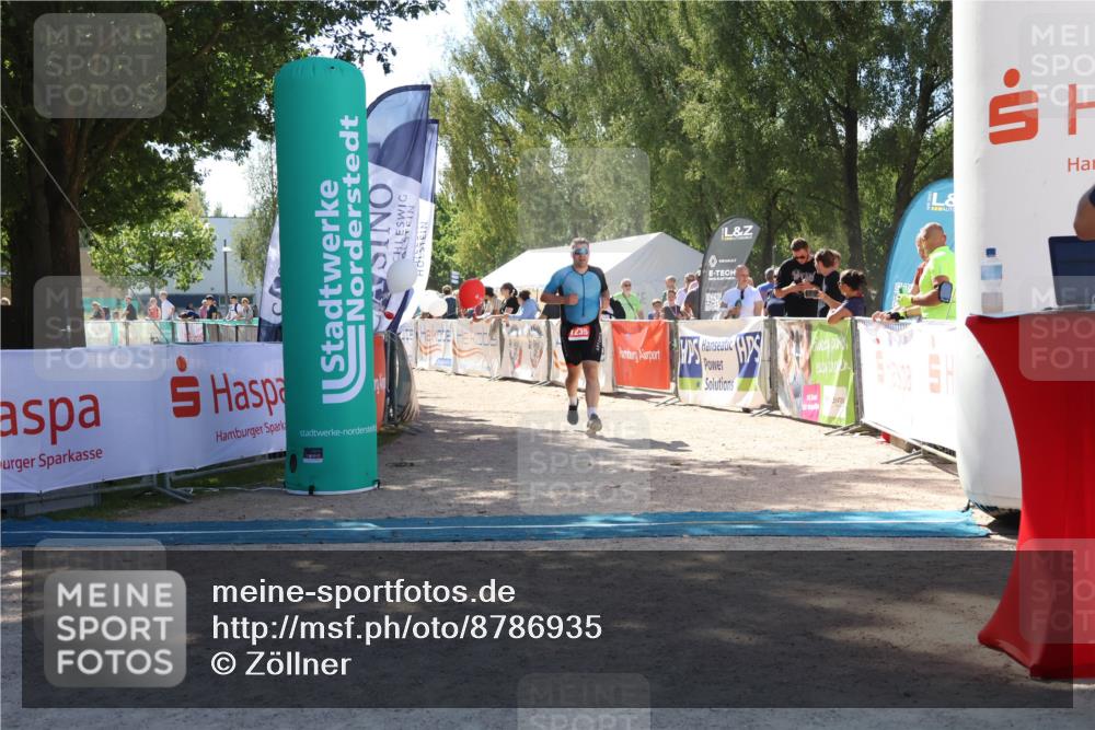 07.09.2025 - 19. Norderstedt Triathlon Zöllner http://msf.ph/oto/8786935 07.09.2025 13:29:20 Ziel 1235 meine-sportfotos.de