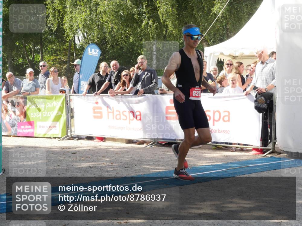 07.09.2025 - 19. Norderstedt Triathlon Zöllner http://msf.ph/oto/8786937 07.09.2025 13:12:12 Ziel 820 meine-sportfotos.de