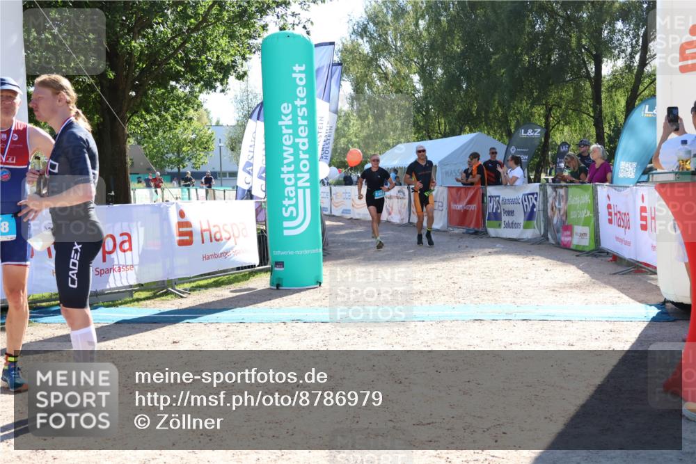 07.09.2025 - 19. Norderstedt Triathlon Zöllner http://msf.ph/oto/8786979 07.09.2025 15:47:48 Ziel 1000, 1462 meine-sportfotos.de