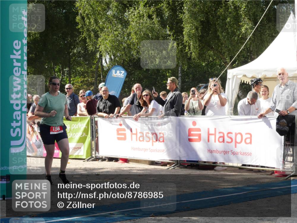 07.09.2025 - 19. Norderstedt Triathlon Zöllner http://msf.ph/oto/8786985 07.09.2025 13:13:12 Ziel 156, 1322 meine-sportfotos.de