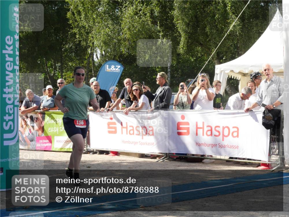 07.09.2025 - 19. Norderstedt Triathlon Zöllner http://msf.ph/oto/8786988 07.09.2025 13:13:12 Ziel 156, 1322 meine-sportfotos.de